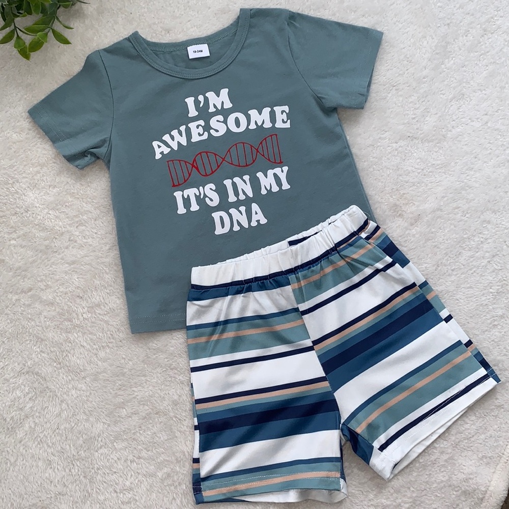 Little Boys’ Blue Green Set T-shirt & Shorts 18-24 EUC